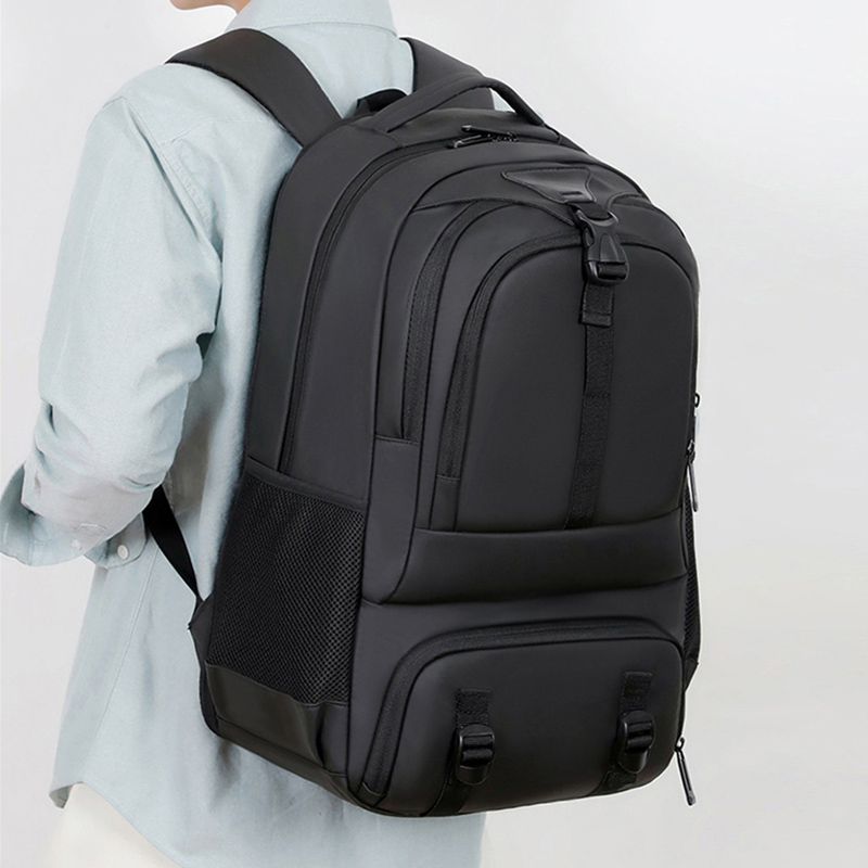 Cycling Commuter Backpack Laptop - กระเป๋าเป้สะพายหลังสำหรับเดินทาง ท่องเที่ยว ปีนเขา เดินป่า ปั่นจักรยาน มีช่องใส่รองเท้าแบบแยกเปียกแห้ง